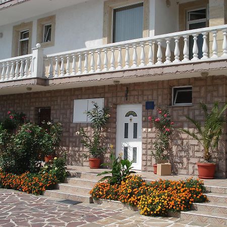 Family Hotel Zhelkovi - Olympia Kharmanli Exteriér fotografie